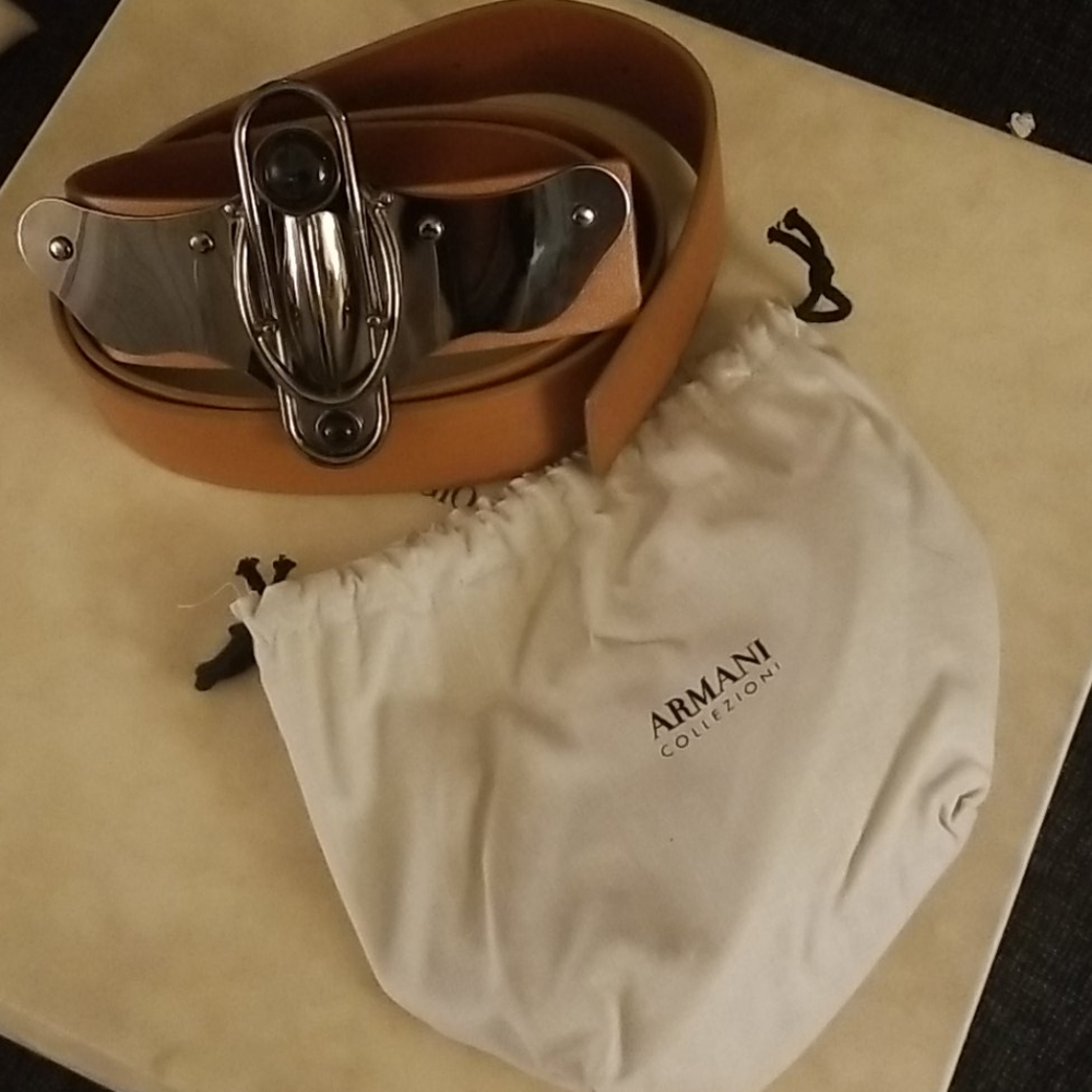 AUTHENTIC ~ ARMANI !!